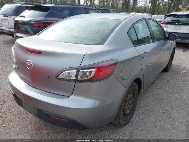 2011 MAZDA MAZDA3 JM1BL1UF4B1491092 Photo 3