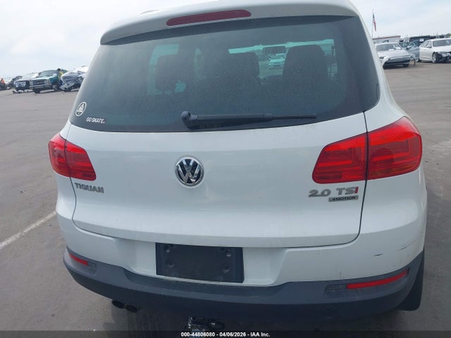 2015 Volkswagen Tiguan Se მანქანა იყიდება აუქციონზე, vin: WVGBV7AX6FW580077, აუქციონის ნომერი: 44806080