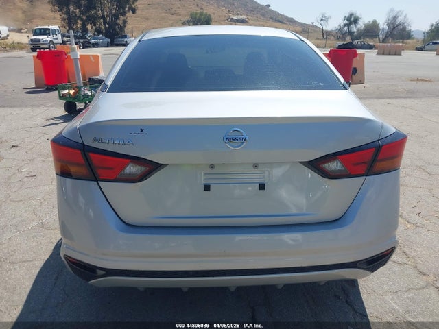 1N4BL4BV6NN391848 Nissan Altima S Fwd