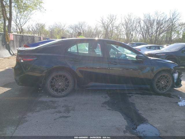 44806091 :رقم المزاد ، 4T1T31AK4PU049761 vin ، 2023 Toyota Camry Se Nightshade Edition Hybrid مزاد بيع