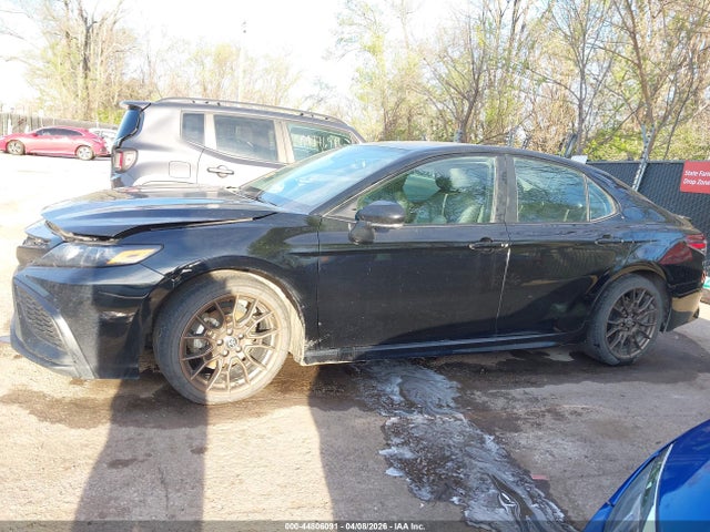 44806091 :رقم المزاد ، 4T1T31AK4PU049761 vin ، 2023 Toyota Camry Se Nightshade Edition Hybrid مزاد بيع