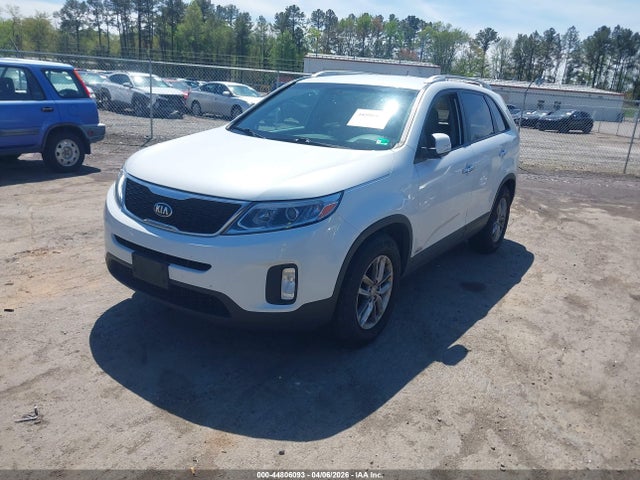 KIA SORENTO LX 2014 5XYKTDA60EG458147 Image 2