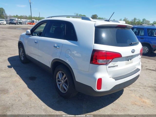 KIA SORENTO LX 2014 5XYKTDA60EG458147 Image 3