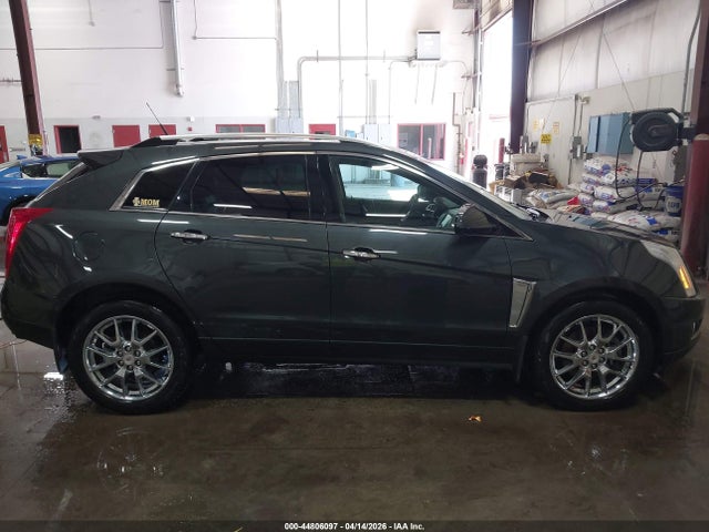 44806097 :رقم المزاد ، 3GYFNFE34ES582843 vin ، 2014 Cadillac Srx Performance Collection مزاد بيع