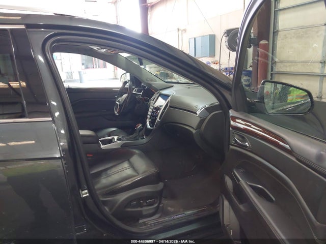 44806097 :رقم المزاد ، 3GYFNFE34ES582843 vin ، 2014 Cadillac Srx Performance Collection مزاد بيع