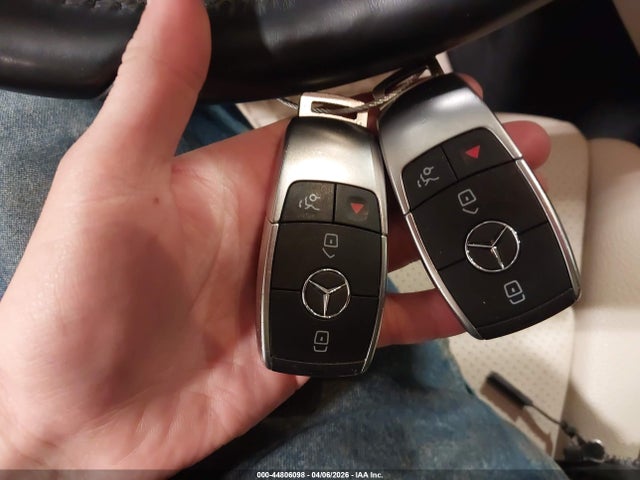 Продажа на аукционе авто 2021 Mercedes-benz C 300 4matic, vin: W1KWF8EB0MR632652, номер лота: 44806098