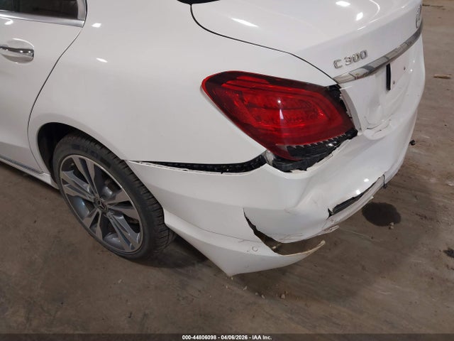 Продажа на аукционе авто 2021 Mercedes-benz C 300 4matic, vin: W1KWF8EB0MR632652, номер лота: 44806098