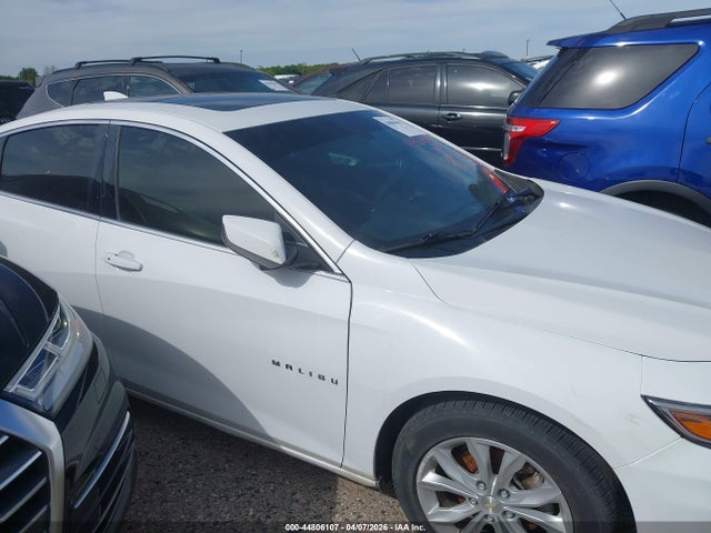 1G1ZD5ST8KF108455 Chevrolet MALIBU LT