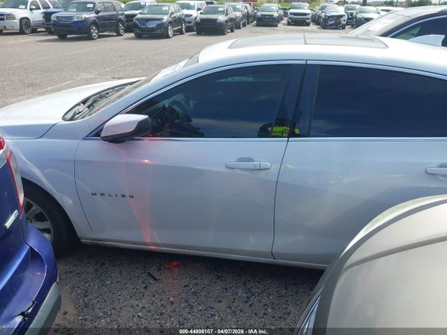 1G1ZD5ST8KF108455 Chevrolet MALIBU LT