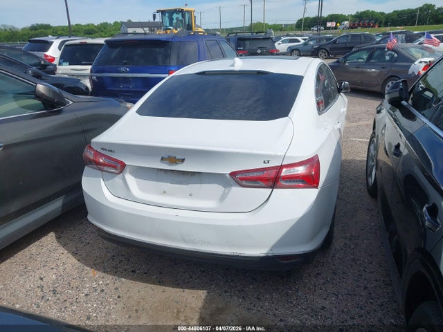 1G1ZD5ST8KF108455 Chevrolet MALIBU LT