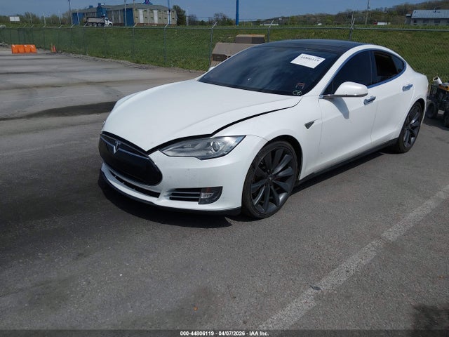 Aukcja sprzedaży 2013 Tesla Model S Performance, vin: 5YJSA1DP1DFP05853, numer aukcji: 44806119