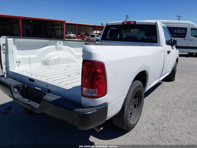 2013 RAM 1500 3C6JR6DGXDG565076 Photo 3