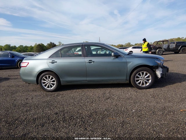 44806135 :رقم المزاد ، 4T1BF3EK0BU653311 vin ، 2011 Toyota Camry Xle مزاد بيع