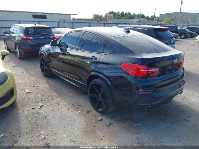2017 BMW X4 5UXXW7C5XH0U26091 Photo 2