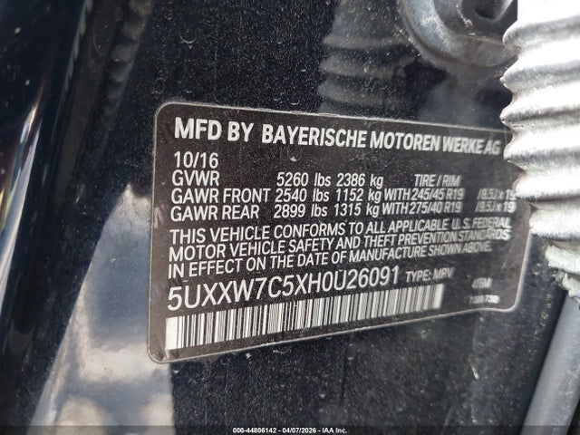 2017 BMW X4 5UXXW7C5XH0U26091 Photo 8