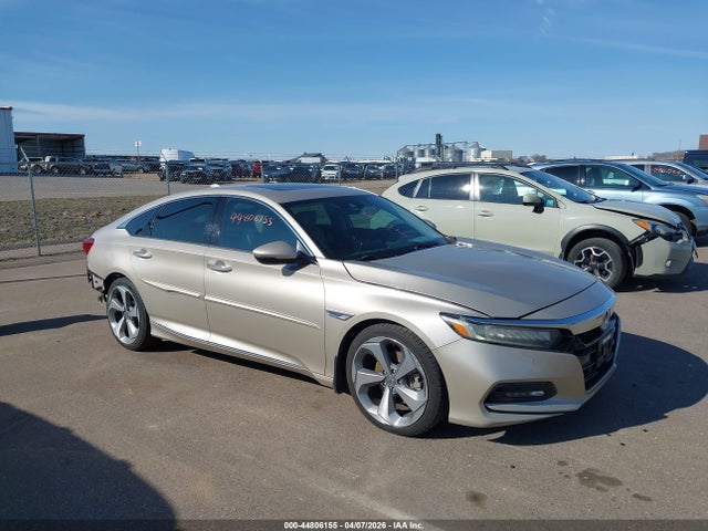 1HGCV1F93JA135402 Honda Accord Touring