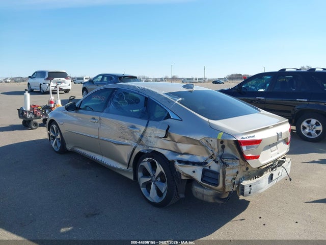 1HGCV1F93JA135402 Honda Accord Touring