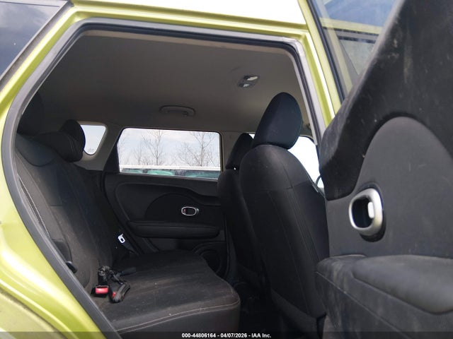 44806164 :رقم المزاد ، KNDJN2A29F7752670 vin ، 2015 Kia Soul مزاد بيع
