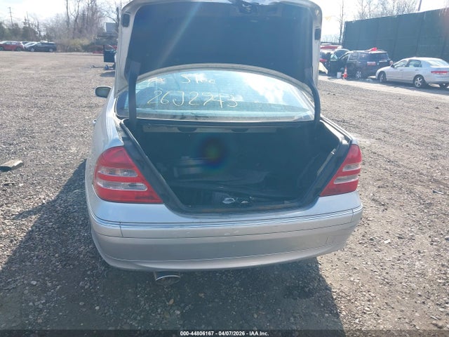 44806167 :رقم المزاد ، WDBRF64J84F505247 vin ، 2004 Mercedes-benz C 320 Sport مزاد بيع