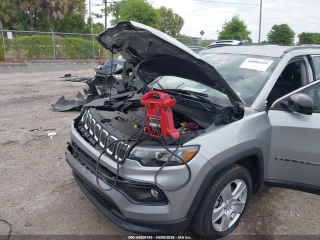 44806185 :رقم المزاد ، 3C4NJCBB2NT188338 vin ، 2022 Jeep Compass Latitude Fwd مزاد بيع