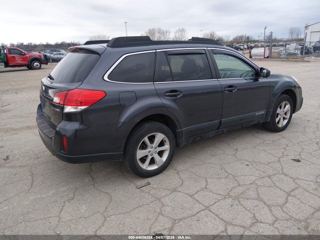 Продажа на аукционе авто 2013 Subaru Outback 2.5i Premium, vin: 4S4BRCCC4D3201860, номер лота: 44806204