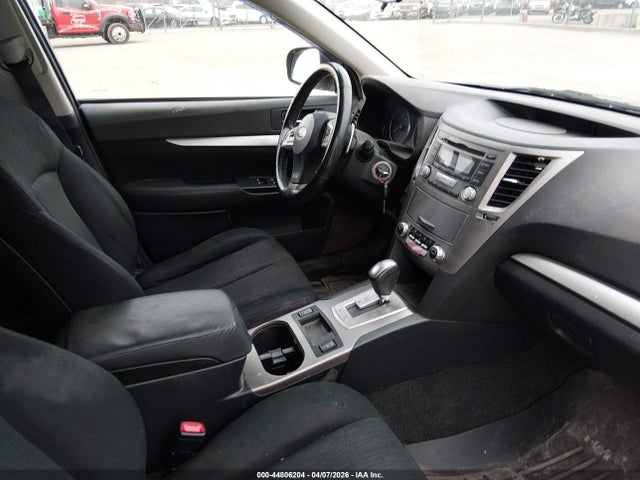 Продажа на аукционе авто 2013 Subaru Outback 2.5i Premium, vin: 4S4BRCCC4D3201860, номер лота: 44806204