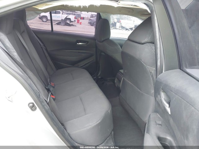 5YFEPMAE4MP214892 Toyota COROLLA LE
