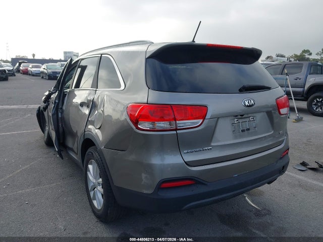 5XYPG4A34HG301838 KIA Sorento 2.4l Lx
