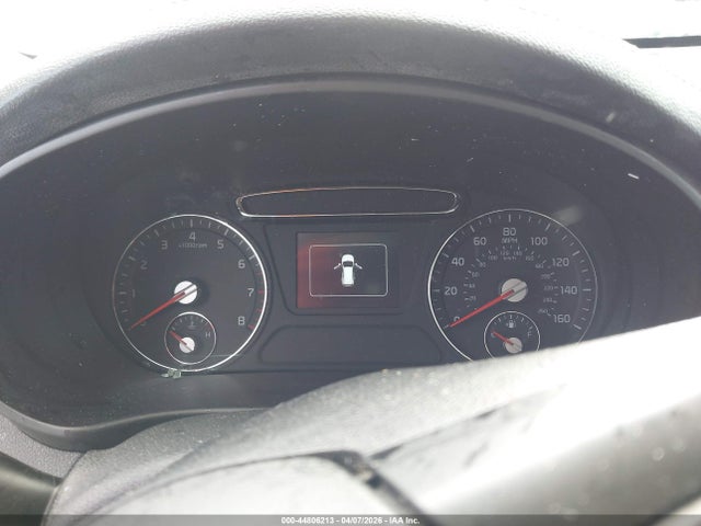 5XYPG4A34HG301838 KIA Sorento 2.4l Lx
