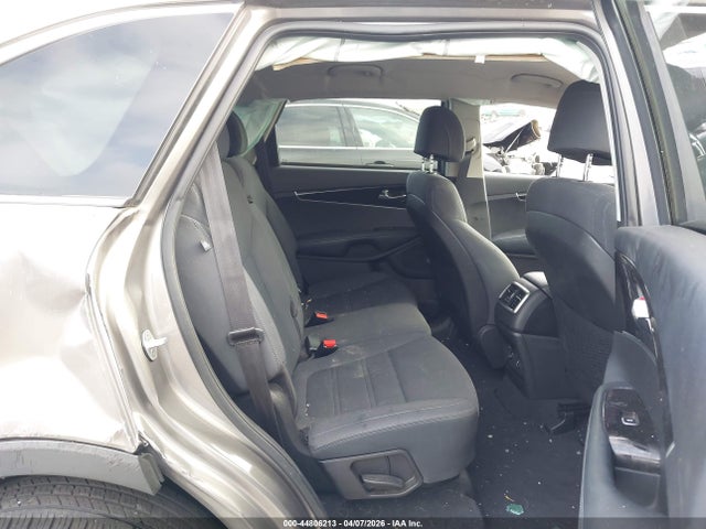 5XYPG4A34HG301838 KIA Sorento 2.4l Lx