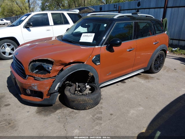 Mini Countryman Cooper 2019 WMZYV5C54K3F58527 Image 2