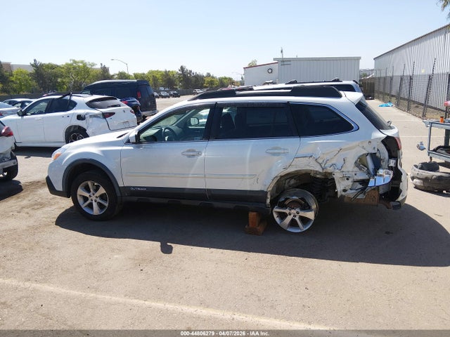 4S4BRCLC1E3281958 Subaru Outback 2.5i Limited