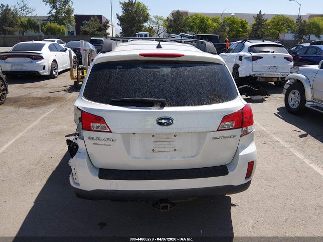 4S4BRCLC1E3281958 Subaru Outback 2.5i Limited