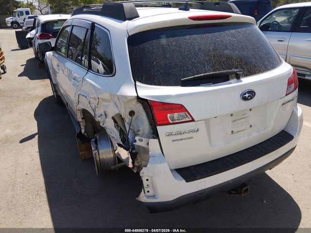 4S4BRCLC1E3281958 Subaru Outback 2.5i Limited