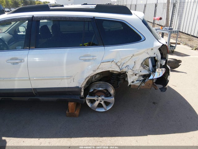 4S4BRCLC1E3281958 Subaru Outback 2.5i Limited