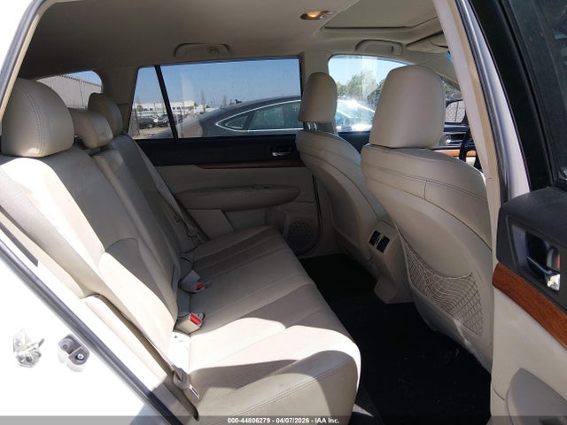 4S4BRCLC1E3281958 Subaru Outback 2.5i Limited
