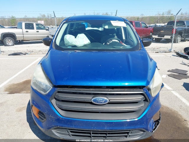 44806282 :رقم المزاد ، 1FMCU0F77HUE14396 vin ، 2017 Ford Escape S مزاد بيع