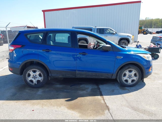 44806282 :رقم المزاد ، 1FMCU0F77HUE14396 vin ، 2017 Ford Escape S مزاد بيع