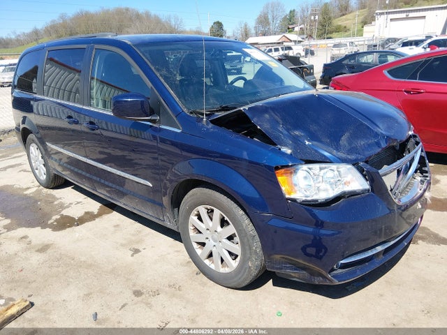 2016 Chrysler Town & Country Touring მანქანა იყიდება აუქციონზე, vin: 2C4RC1BG0GR110903, აუქციონის ნომერი: 44806292
