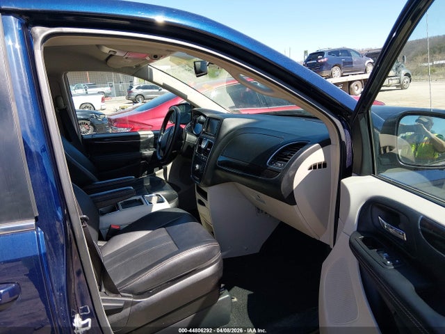 Продажа на аукционе авто 2016 Chrysler Town & Country Touring, vin: 2C4RC1BG0GR110903, номер лота: 44806292