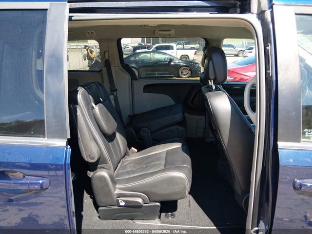 Продажа на аукционе авто 2016 Chrysler Town & Country Touring, vin: 2C4RC1BG0GR110903, номер лота: 44806292