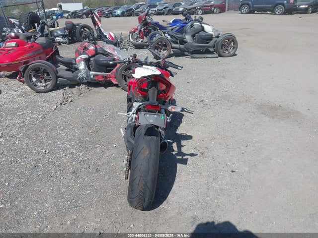 ZDMFAKYW1PB005450 Ducati Streetfighter V2