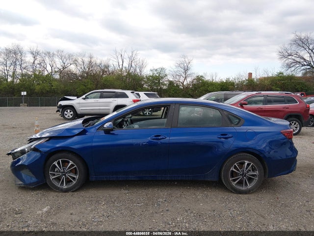 44806337 :رقم المزاد ، 3KPF24AD5RE827896 vin ، 2024 Kia Forte Lxs مزاد بيع