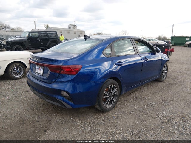 Продажа на аукционе авто 2024 Kia Forte Lxs, vin: 3KPF24AD5RE827896, номер лота: 44806337