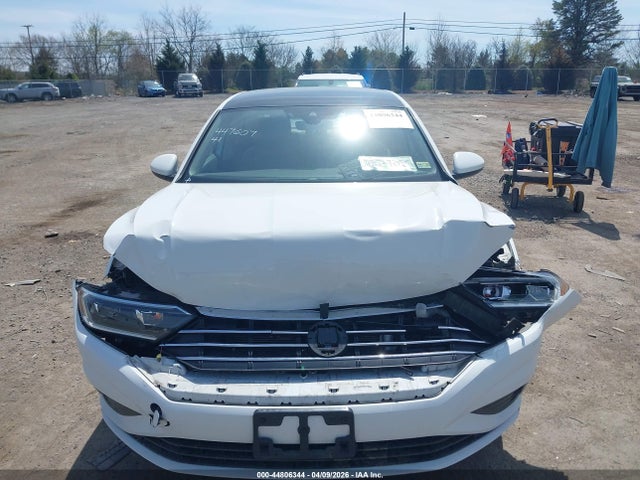 Продаж на аукціоні авто 2019 Volkswagen Jetta 1.4t Sel, vin: 3VWEB7BU2KM235442, номер лоту: 44806344