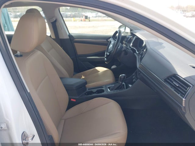Продаж на аукціоні авто 2019 Volkswagen Jetta 1.4t Sel, vin: 3VWEB7BU2KM235442, номер лоту: 44806344