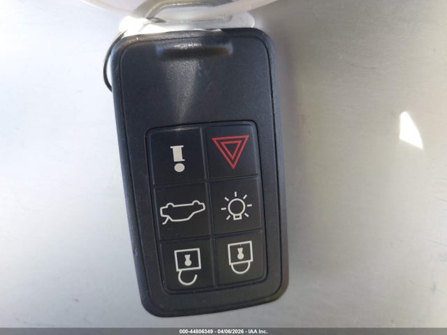 Auction sale of the 2014 Volvo S60 T5/t5 Platinum/t5 Premier/t5 Premier Plus, vin: YV1612FS2E2283227, lot number: 44806349