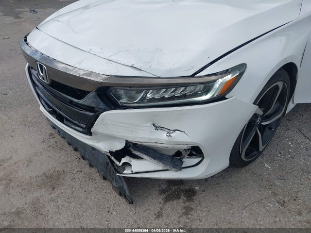 44806364 :رقم المزاد ، 1HGCV1F39JA169162 vin ، 2018 Honda Accord Sport مزاد بيع