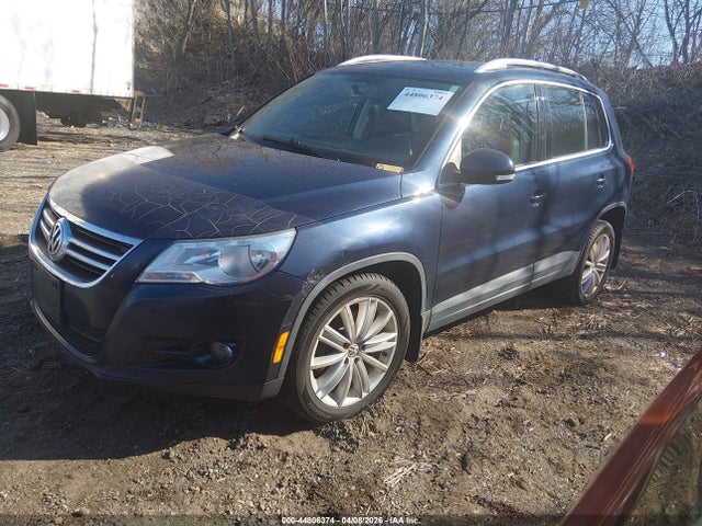 44806374 :رقم المزاد ، WVGBV7AX8BW552923 vin ، 2011 Volkswagen Tiguan Se مزاد بيع
