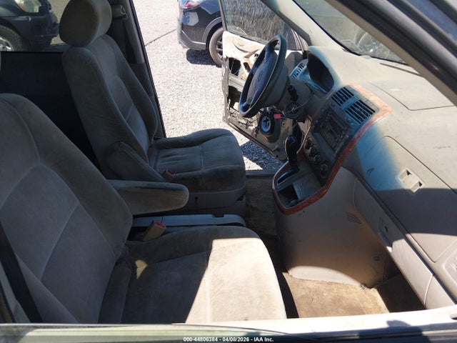 44806384 :رقم المزاد ، KNDUP131446532636 vin ، 2004 Kia Sedona Ex/lx مزاد بيع